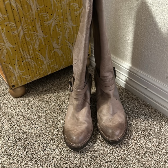 Tan Riding Boots - Picture 3 of 6